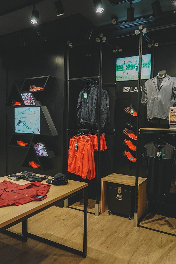 salomon flagship store