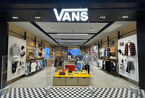 New Vans Store at The Mall Bangkapi