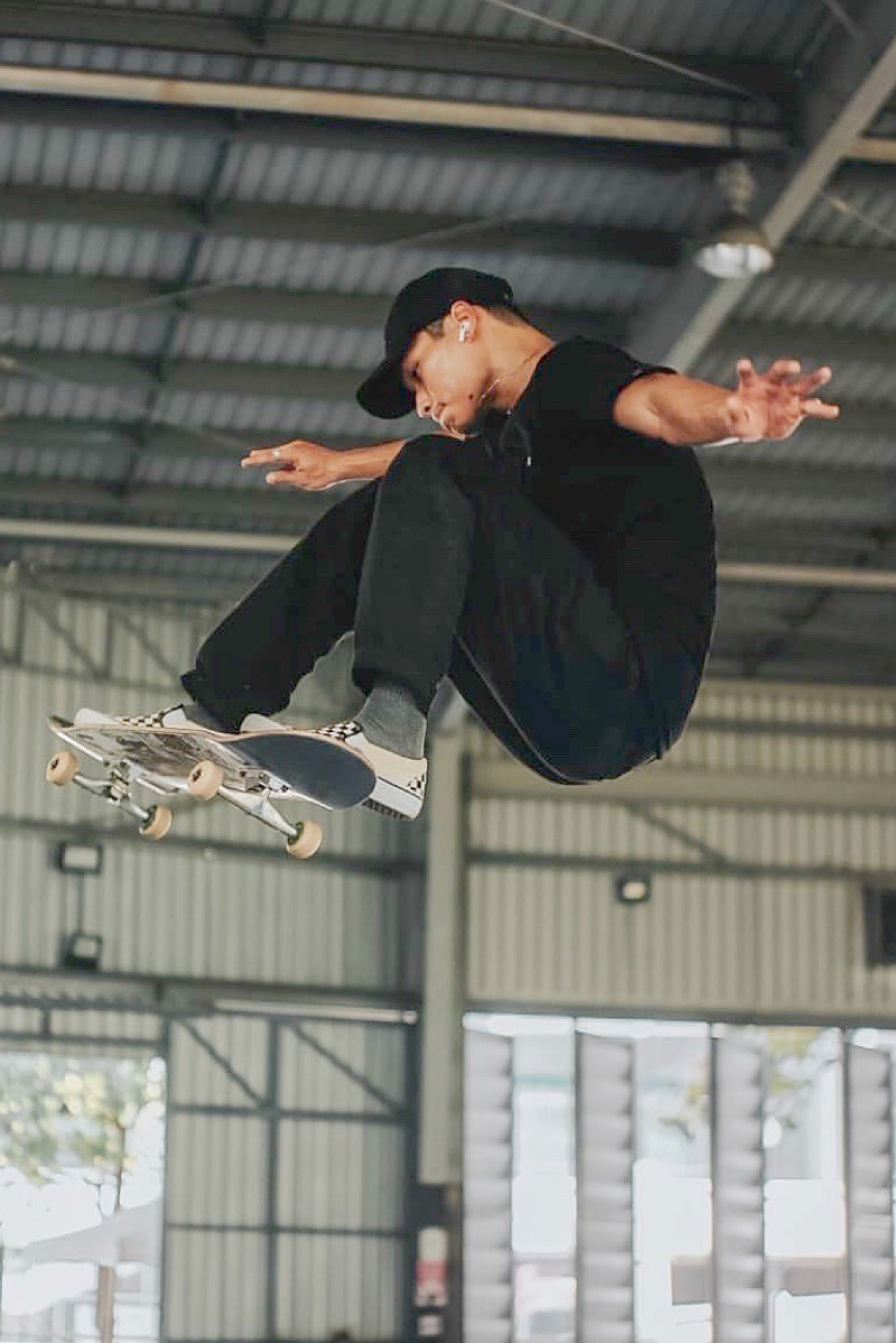 01_popup_OAT_ATHIWAT_Vans-ATHLETE_Web+Mobile